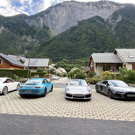 Le Bourg-dʼOisans Hotel Oberland מראה חיצוני תמונה