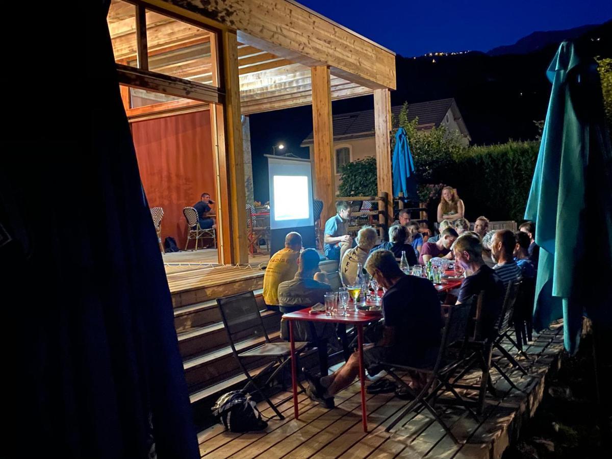 Le Bourg-dʼOisans Hotel Oberland מראה חיצוני תמונה