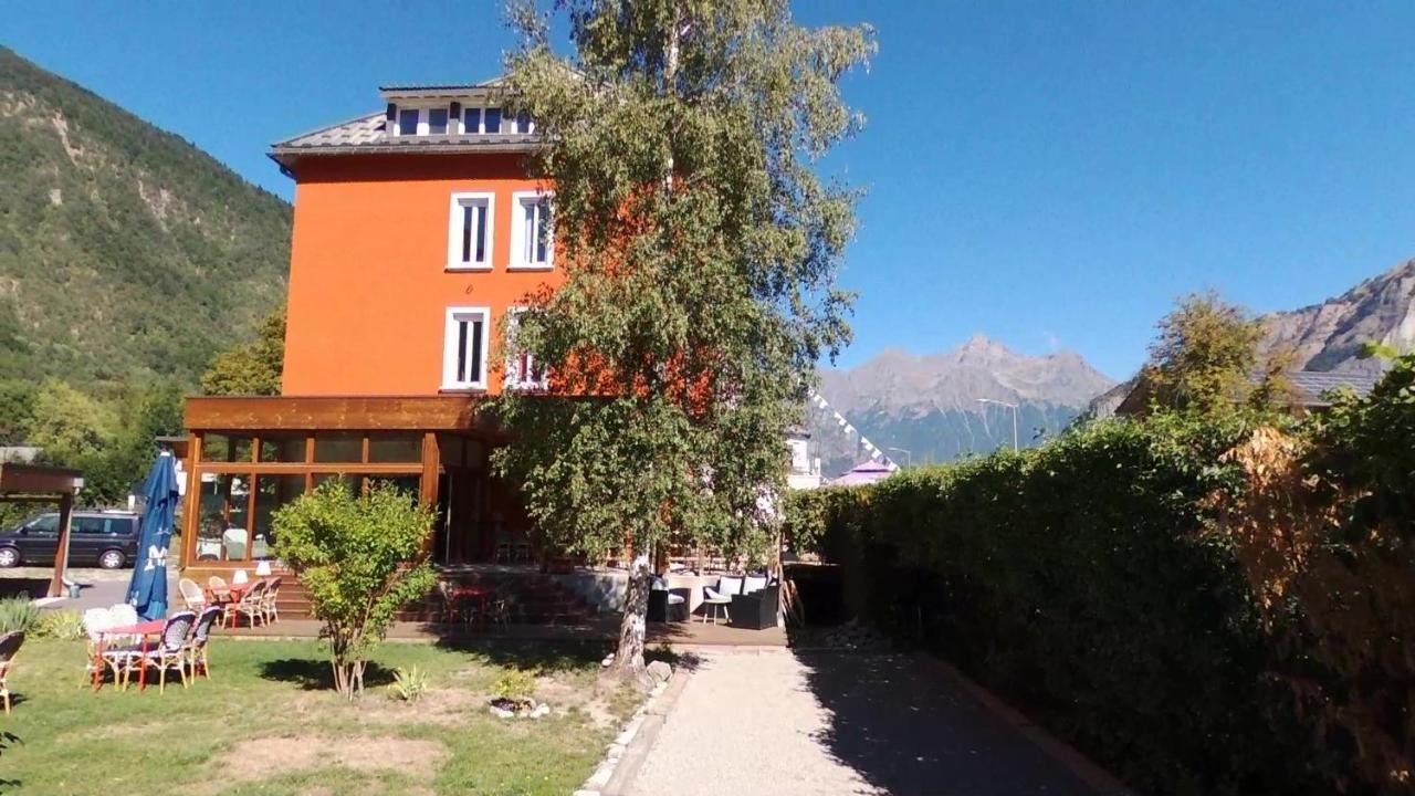 Le Bourg-dʼOisans Hotel Oberland מראה חיצוני תמונה