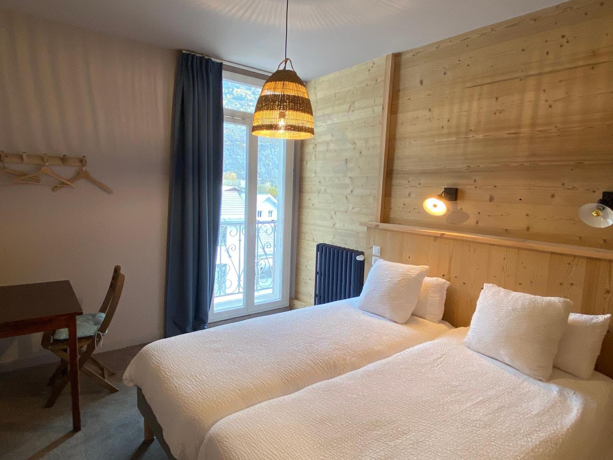 Le Bourg-dʼOisans Hotel Oberland מראה חיצוני תמונה